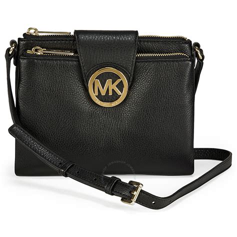 What’s in my Michael Kors Crossbody 